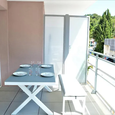 شقة Neuf Avec Clim A 2 Pas De La Plage - 4 Couchages, Garage Inclus - Fr-1-226b-85 *
